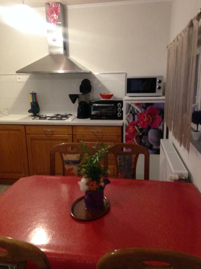 Cosy Logement A La Campagne Marthille Luaran gambar