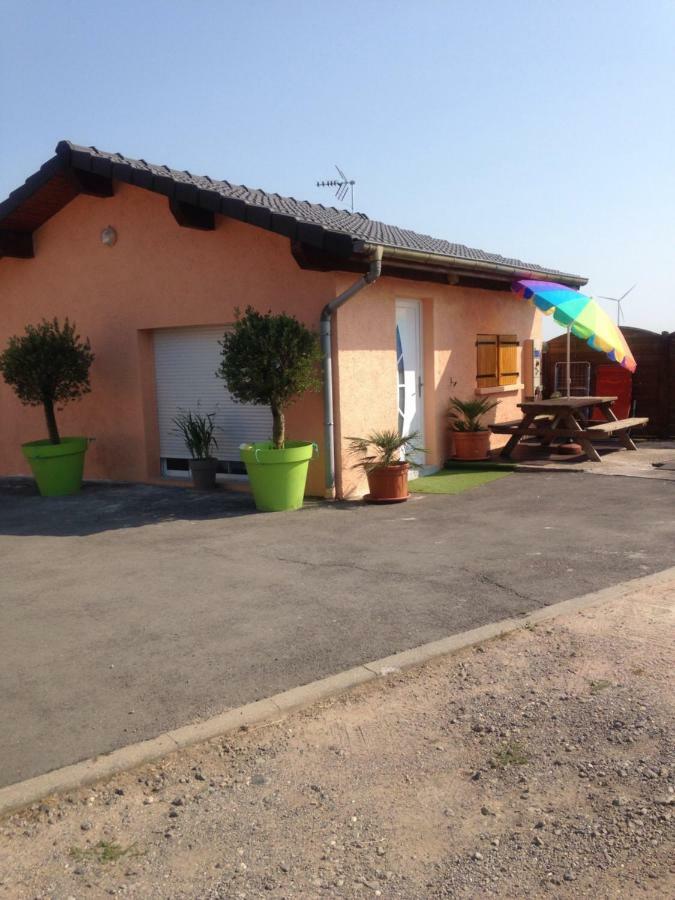 Cosy Logement A La Campagne Marthille Luaran gambar